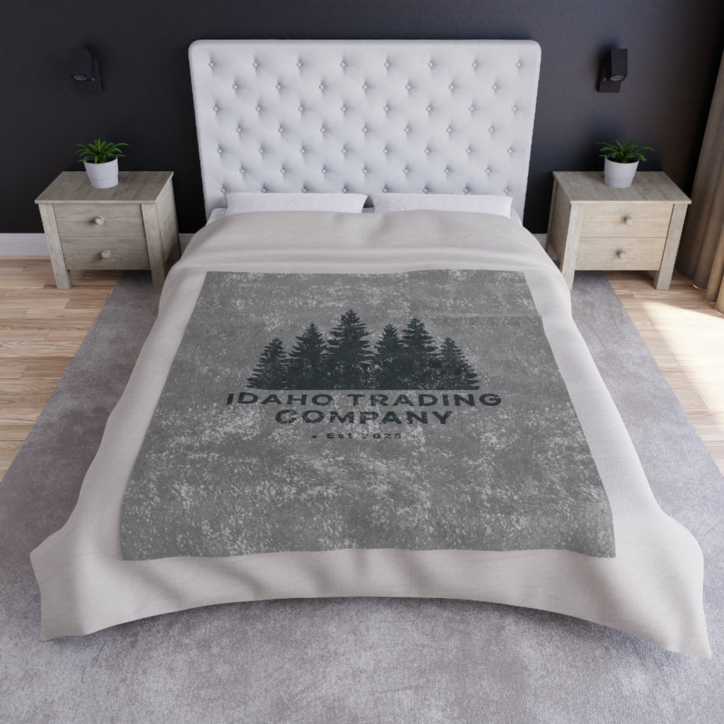 Crushed Velvet Blanket – Idaho Trading Company Pine Tree Throw (Cozy Cabin Rustic Home Decor)