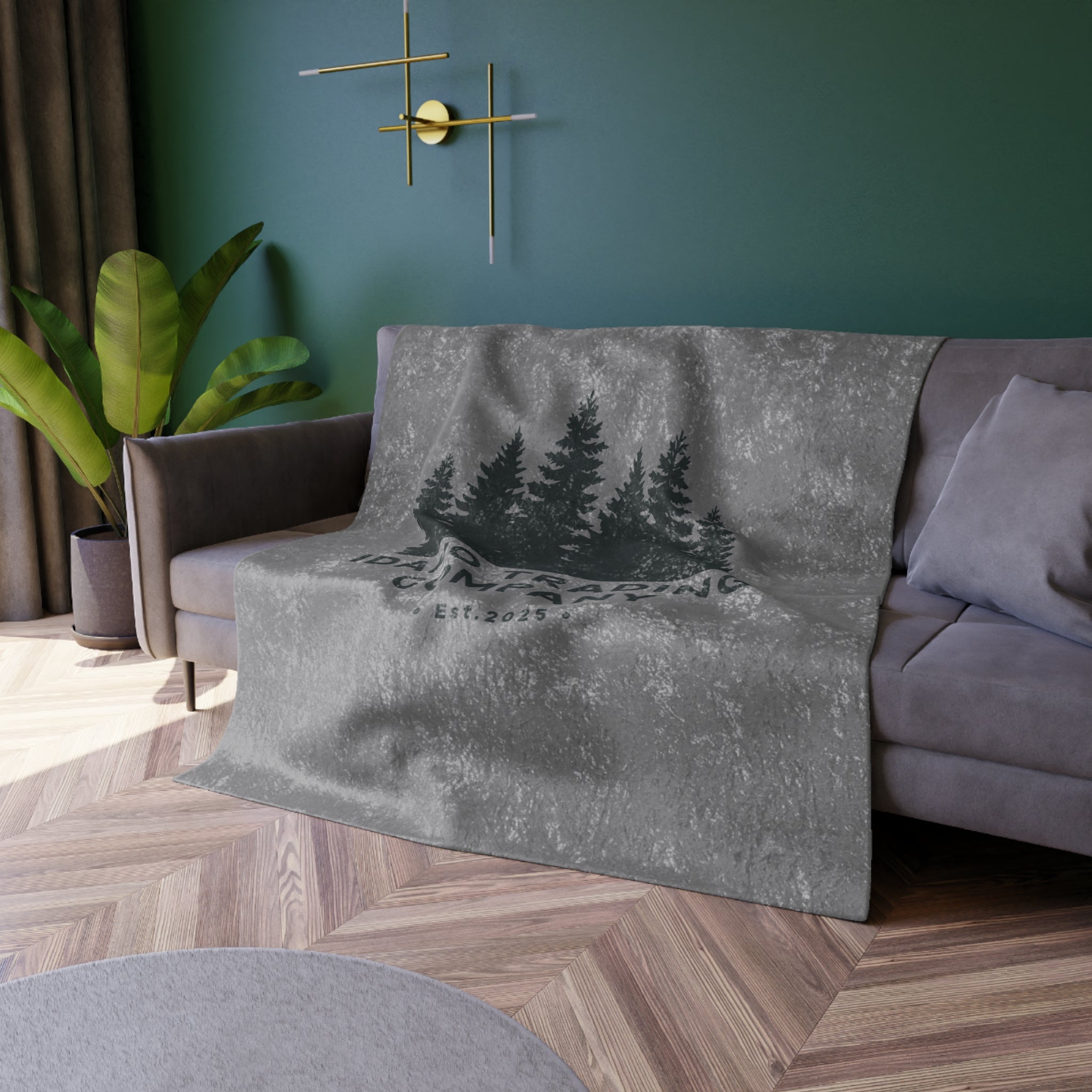 Crushed Velvet Blanket – Idaho Trading Company Pine Tree Throw (Cozy Cabin Rustic Home Decor)