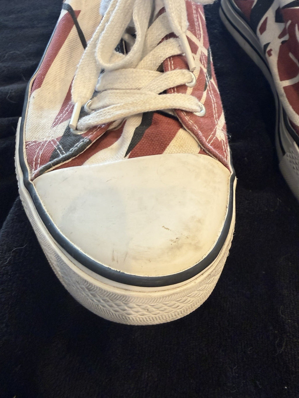 EVH Low Top Sneakers Shoes 5150 Red White Black Mens Size 13 Van Halen EVO26