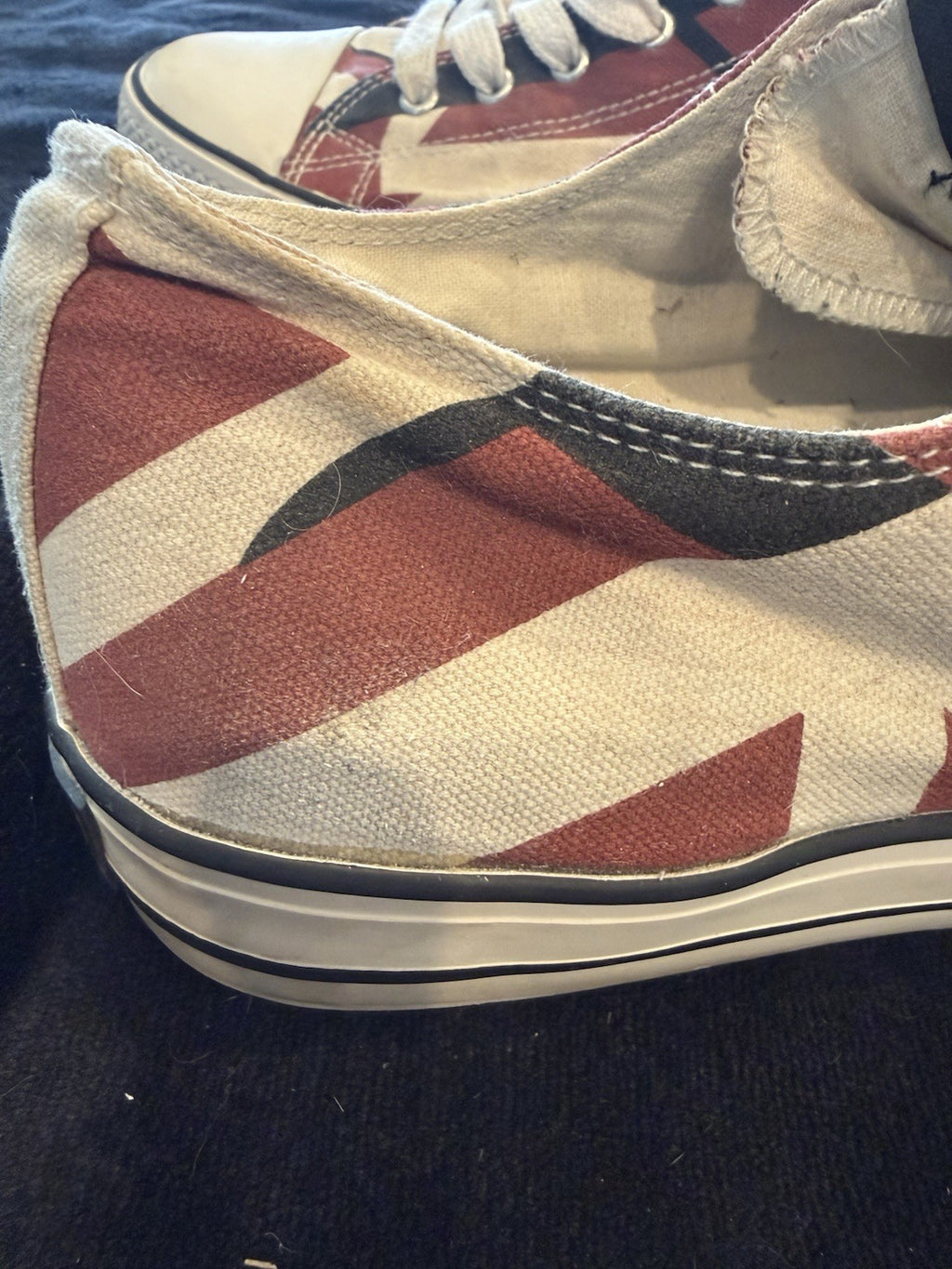 EVH Low Top Sneakers Shoes 5150 Red White Black Mens Size 13 Van Halen EVO26