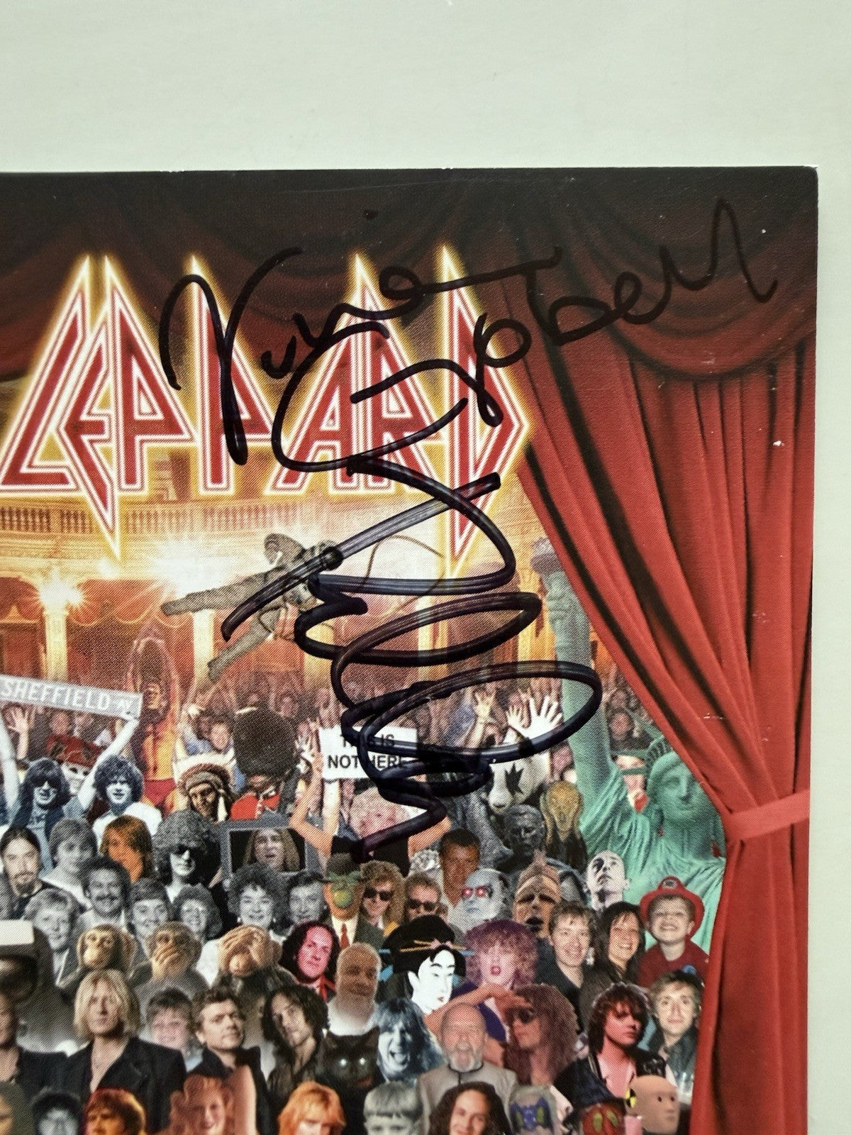 DEF LEPPARD The Sparkle Lounge 2006 US CD AUTOGRAPHED By The Band.