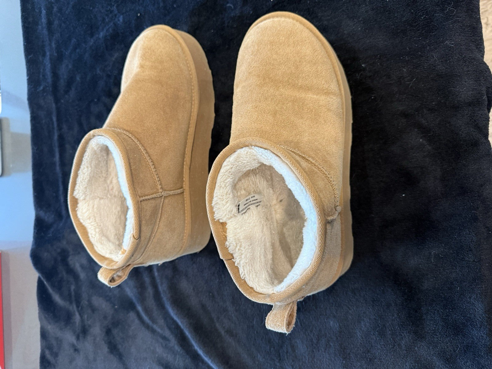 CUSIONAIRE Size 11M HIPPY Boot Bootie Platform Chestnut Memory Foam