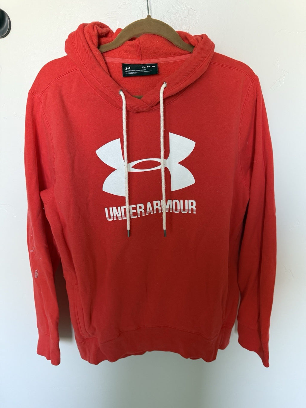 Under Armour Loose Red Hoodie Fleece Lined Size XL